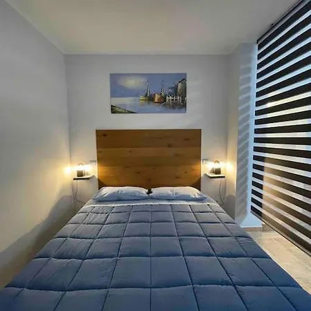 La Finestra Di Fronte Apartman *