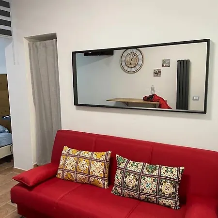 Apartman La Finestra Di Fronte *